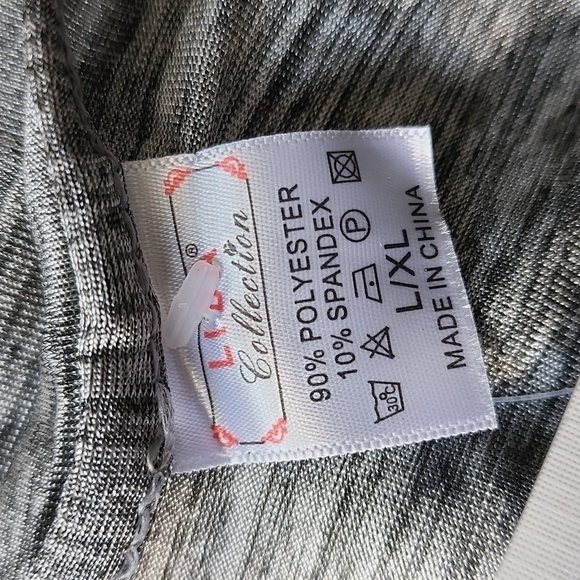 Boho Print Lightweight Tunic Top with Feathers - Picture 2 of 6